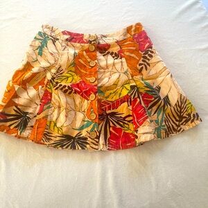 Brand:Forever 21 Color: Colorful leaf print Size: L Women’s/ teen mini skirt